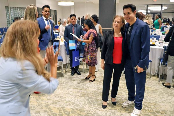 Adult-Essay-PhotowCarlos_11132025_IMG_2211-web